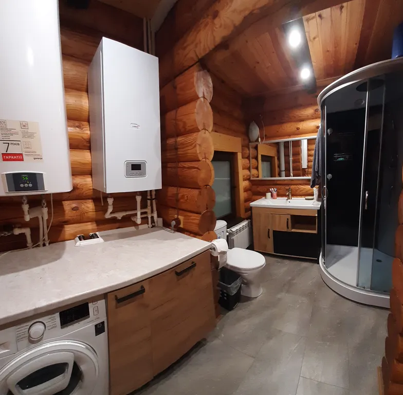 Сруб у моря