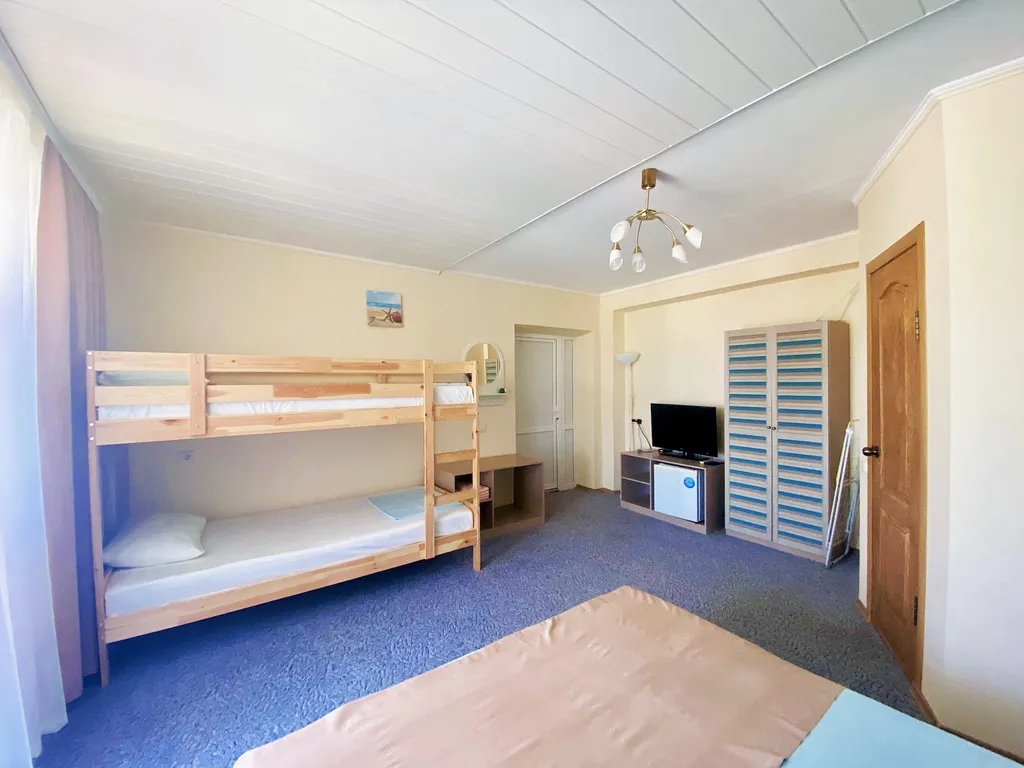 family camp 6 с балконом