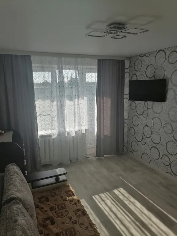 Сдается чистая, уютная 2-х комнатная квартира со всеми удобствами.