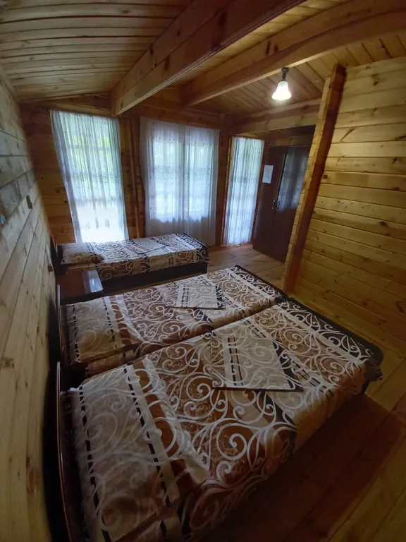 Коттедж Домик с видом на горы — Гагра