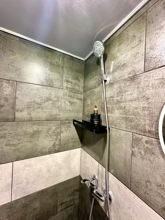 Стильная студия в Цветнике