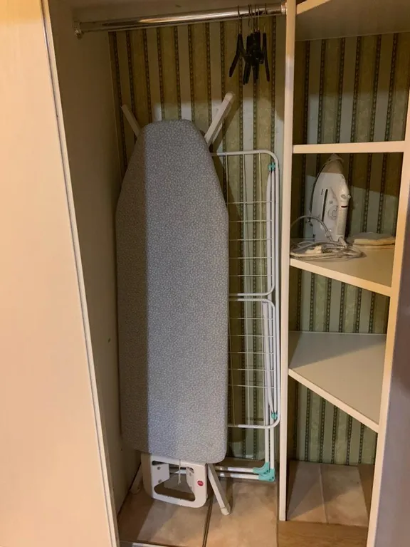 Трёхкомнатная квартира в микрорайоне Малиновка