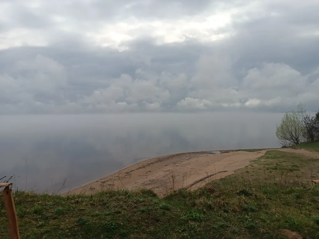 Уютный дом с видом на реку