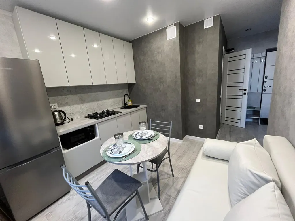 Уютная квартира в экологически чистом районе — аренда посуточно в Тула