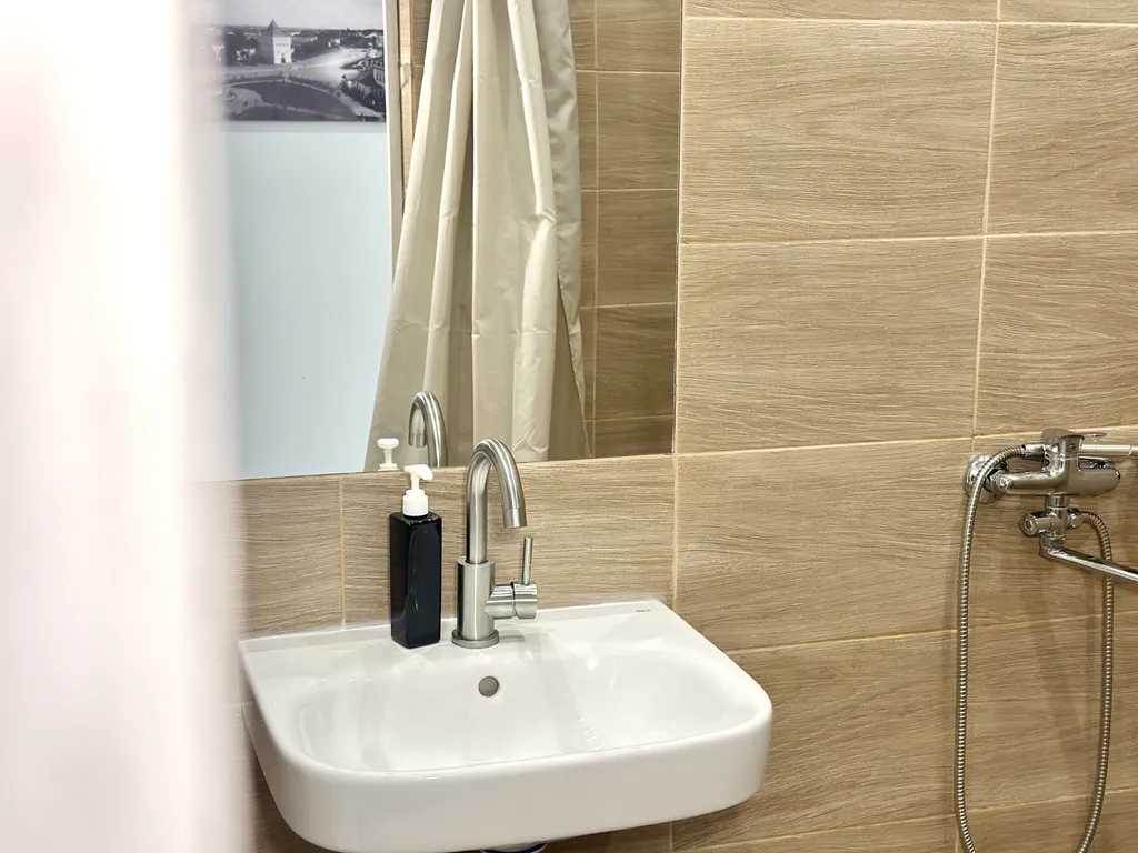 Светлый апартамент столица 2304