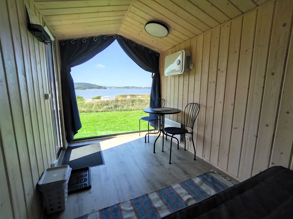 Тревел хижина