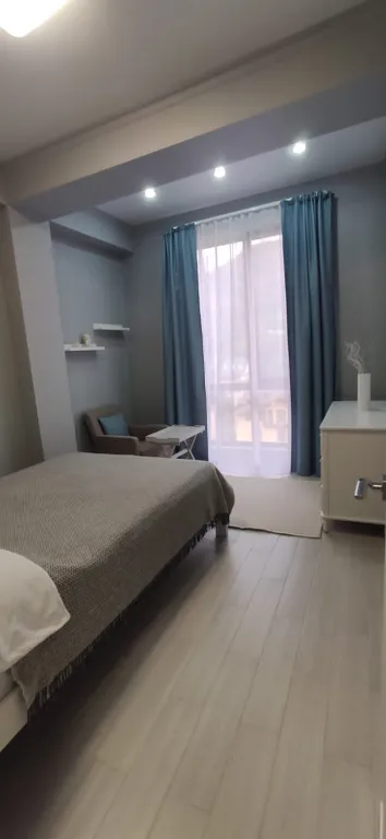 Светлая уютная квартира с видом на горы