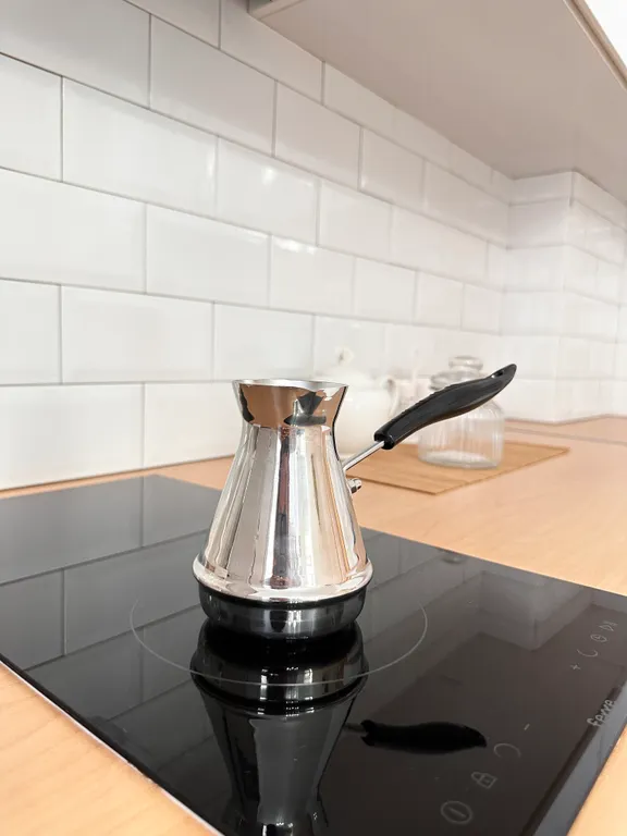 3-комнатный апартамент, бассейн + парковка, жк white sails