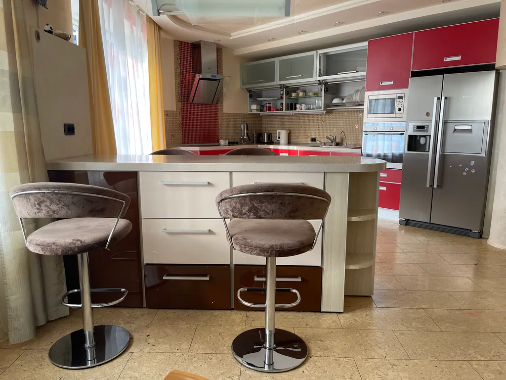 Уютная 3-х комнатная квартира в шаге от центра