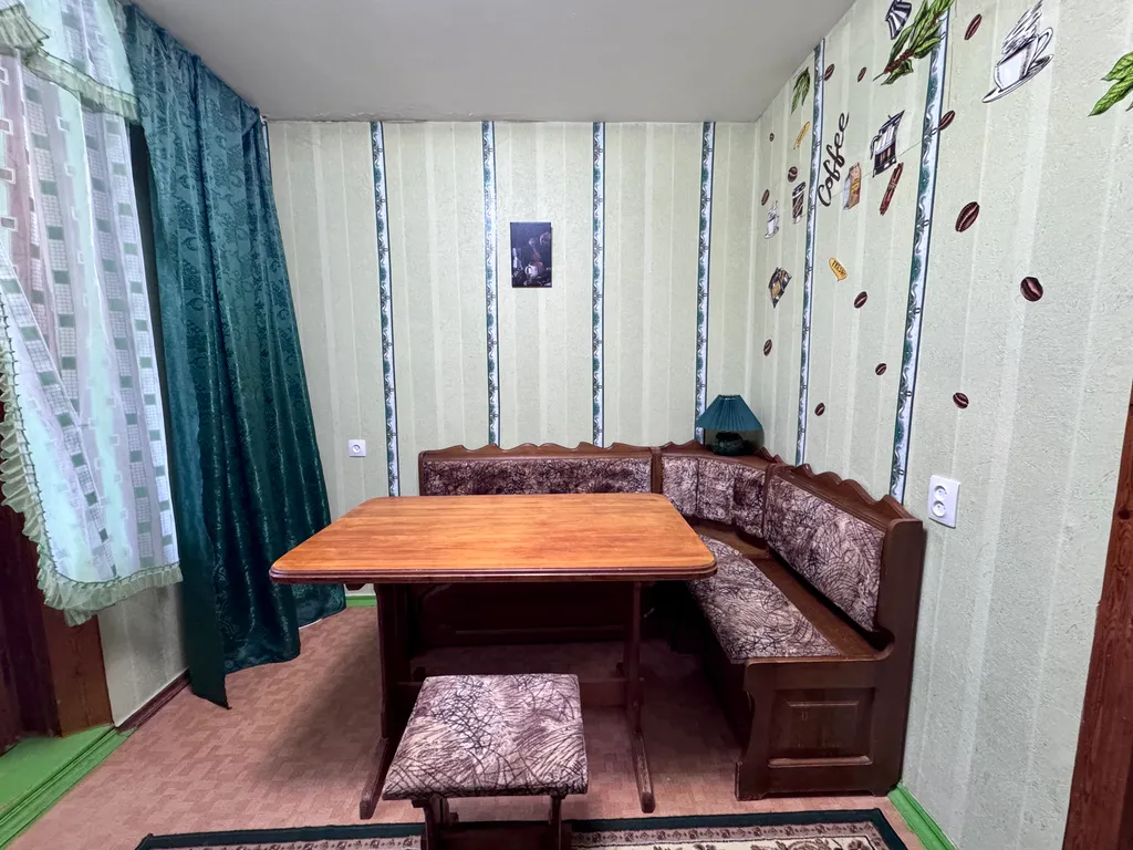 Уютная двухкомнатная квартира с видом на горы