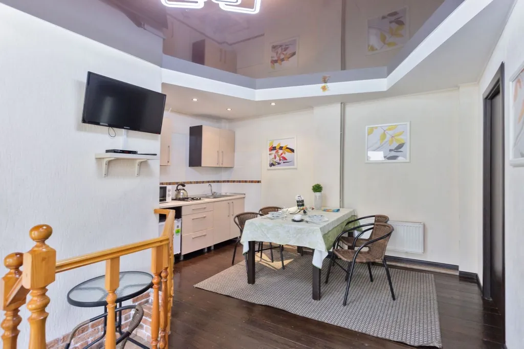 Коттедж с сауной и бассейном возле Минска