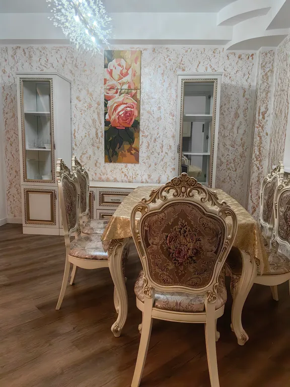 Уютная большая квартира в центре