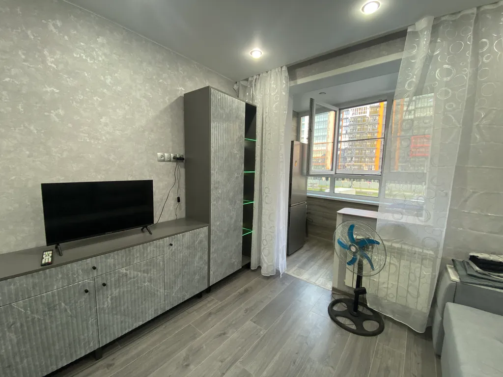 Шикарная студия для двоих в городе спутник