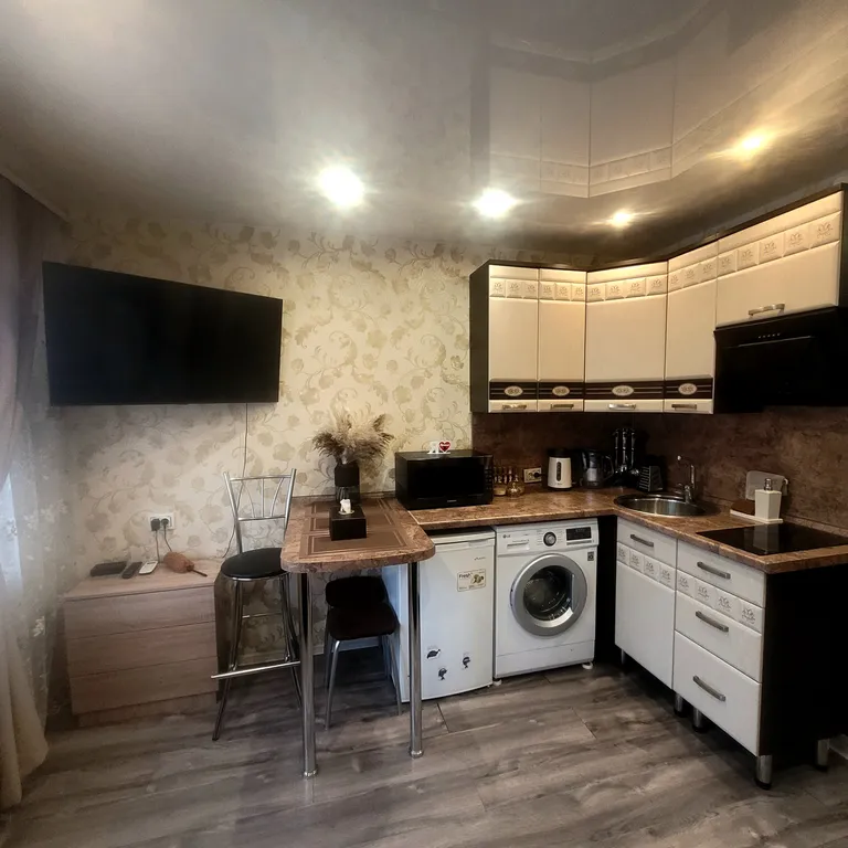 Уютная студия в центре с панорамным видом на Арсгора