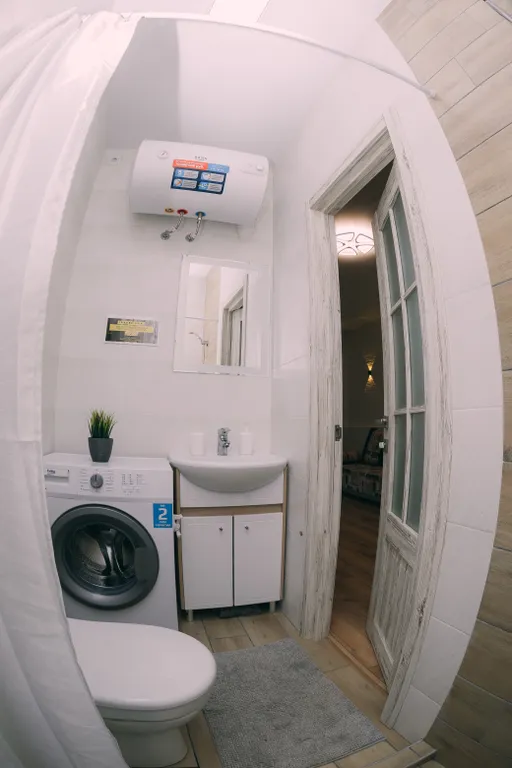 Уютная квартира в самом центре города, напротив института НПИ