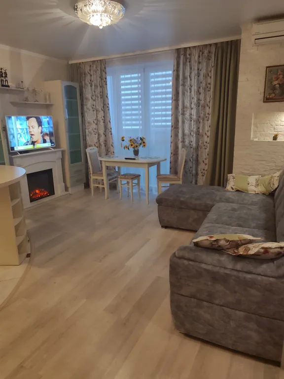 Квартира Jacuzzi уютная квартира с камином — Калининград