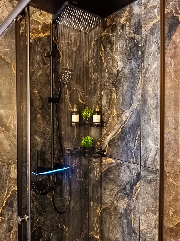 Дом в лесу и никаких соседей