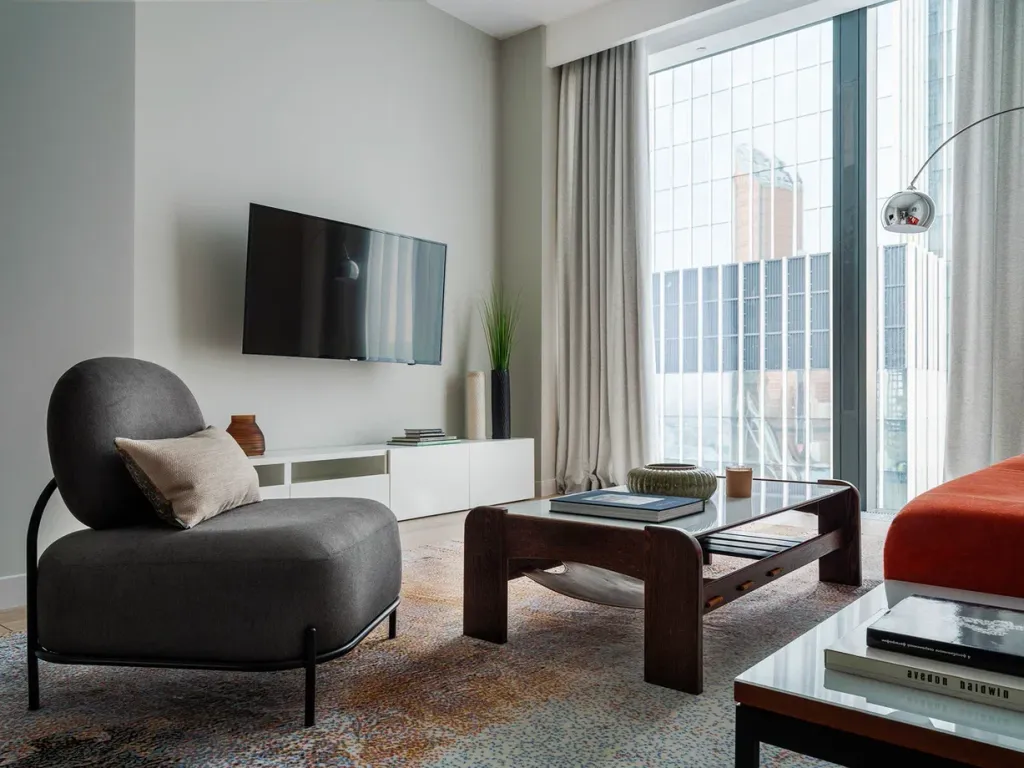 Видовые апартаменты с отдельной спальней