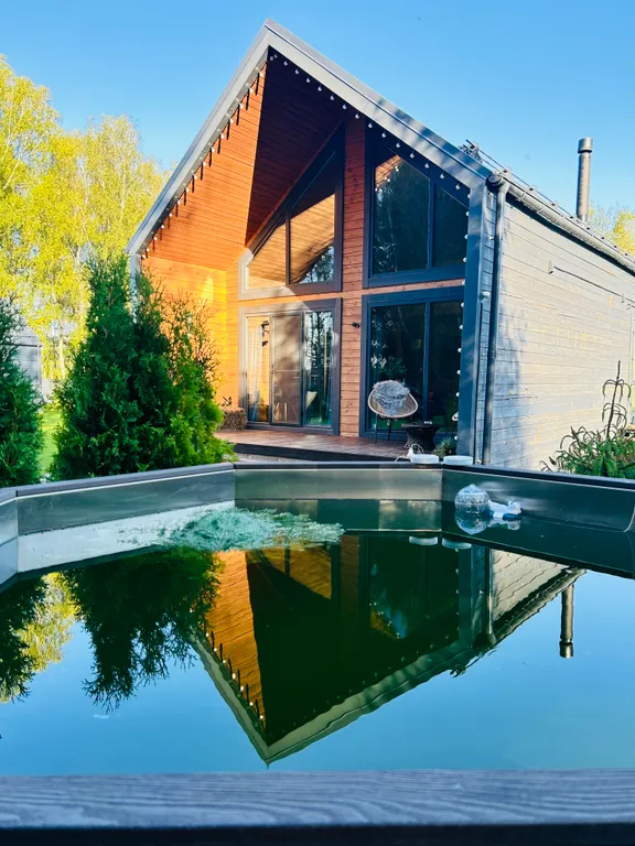 Дом у леса с банным чаном и панорамными окнами