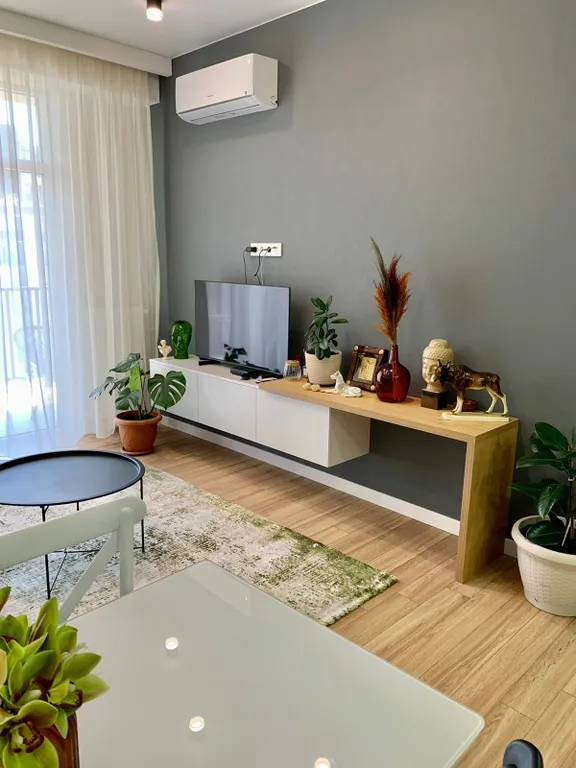 2-комнатная Квартира — аренда посуточно в Тбилиси