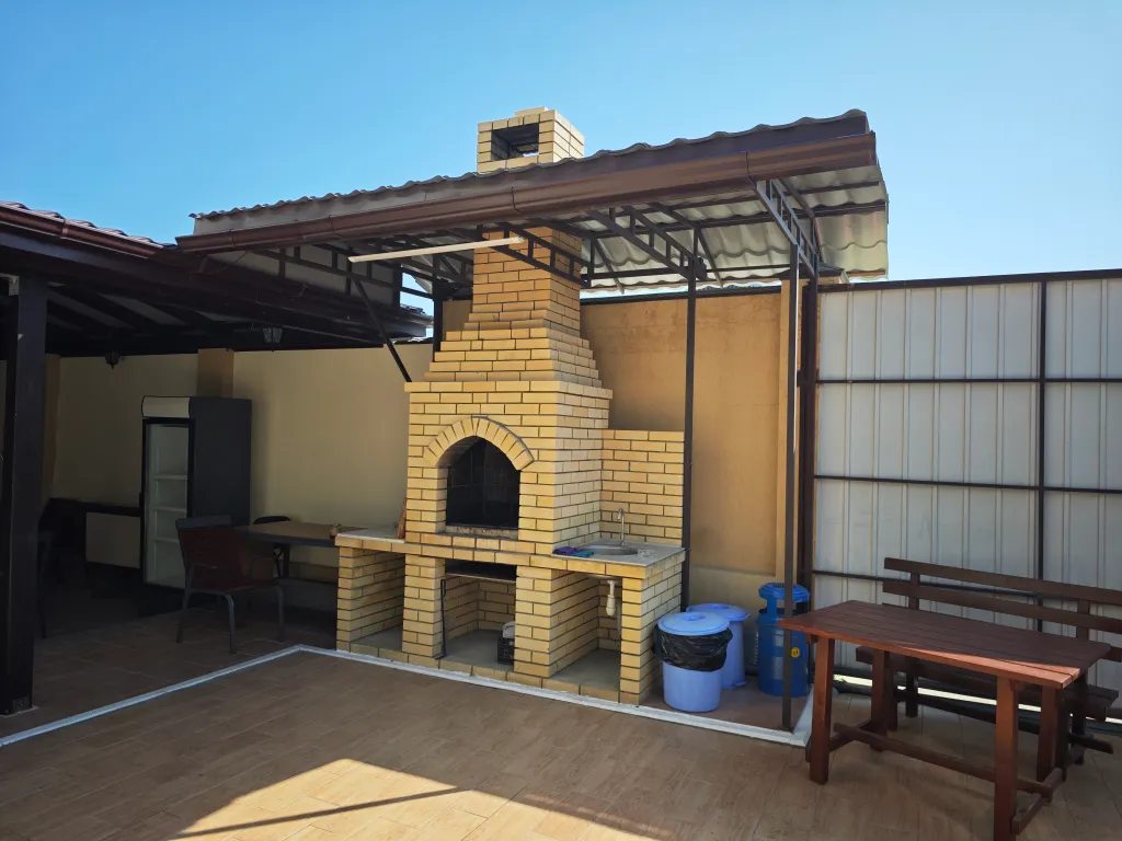 Двухкомнатный семейный номер в гостевом доме Софианна в голубой бухте