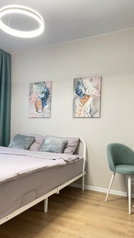 Чистая светлая студия