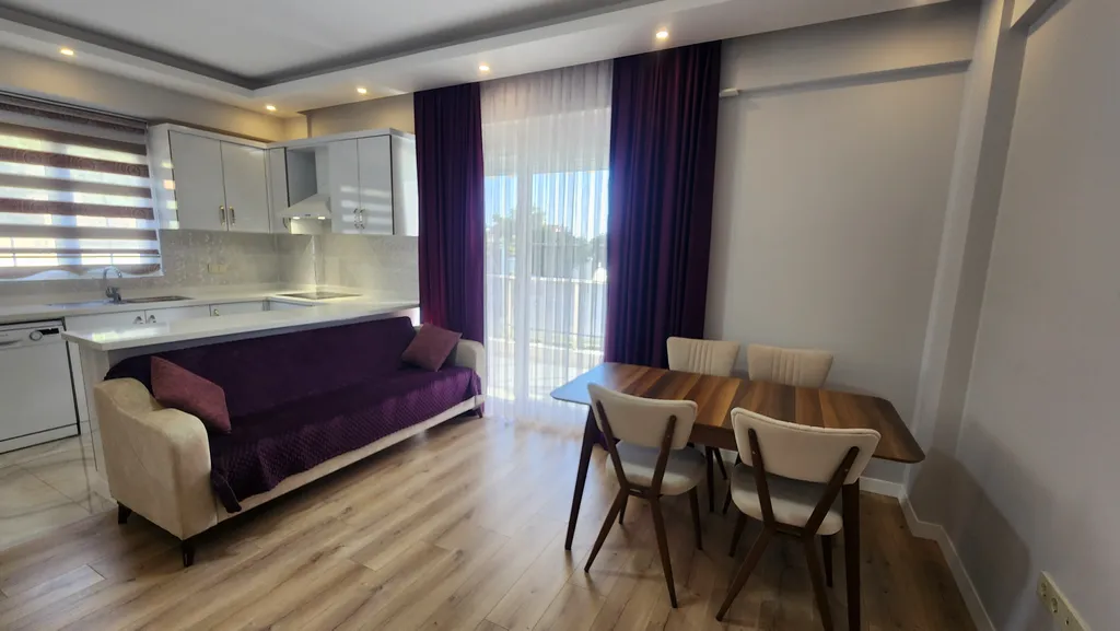 Квартира с 2 спальнями и садом