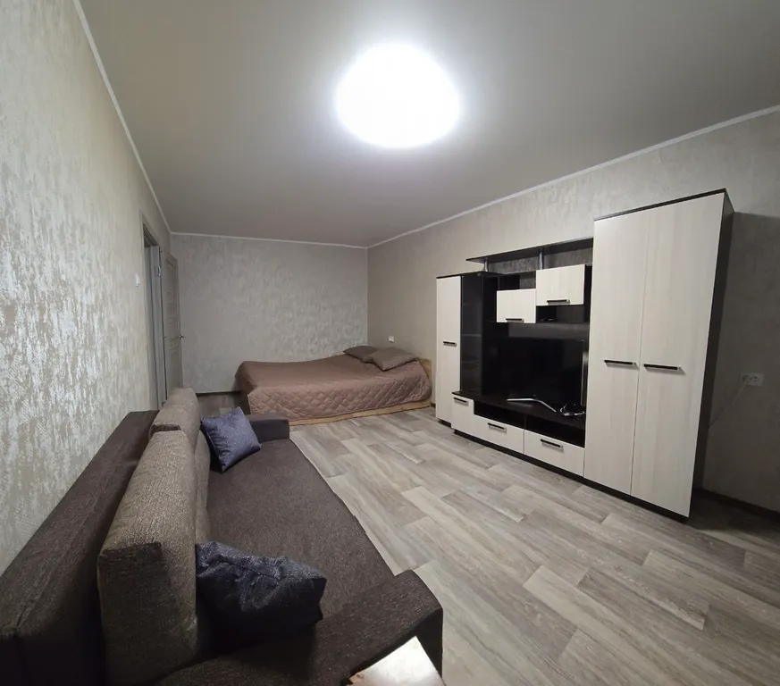 Уютная квартира,со всеми удобствами, после ремонта, в центре города — аренда посуточно в Тольятти