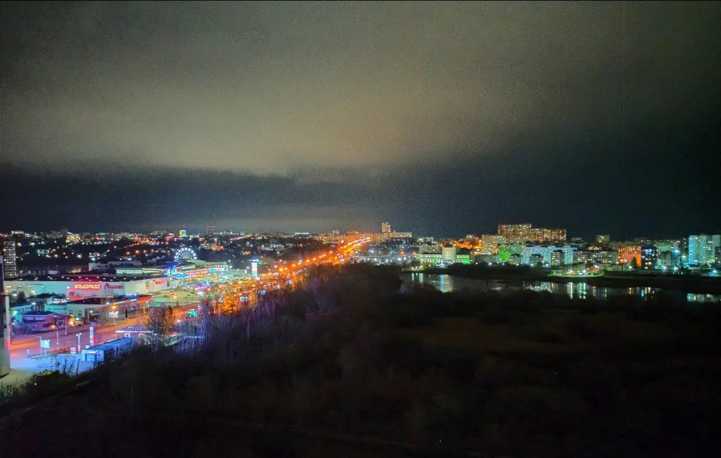 Просторные апартаменты с шикарным видом на город и парк