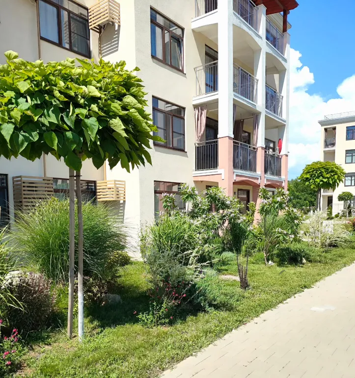 Квартира-студия в ЖК Holiday House