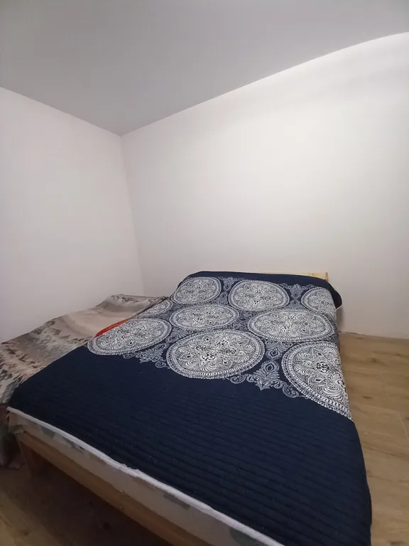 новый благоустроенный дом в тихом месте