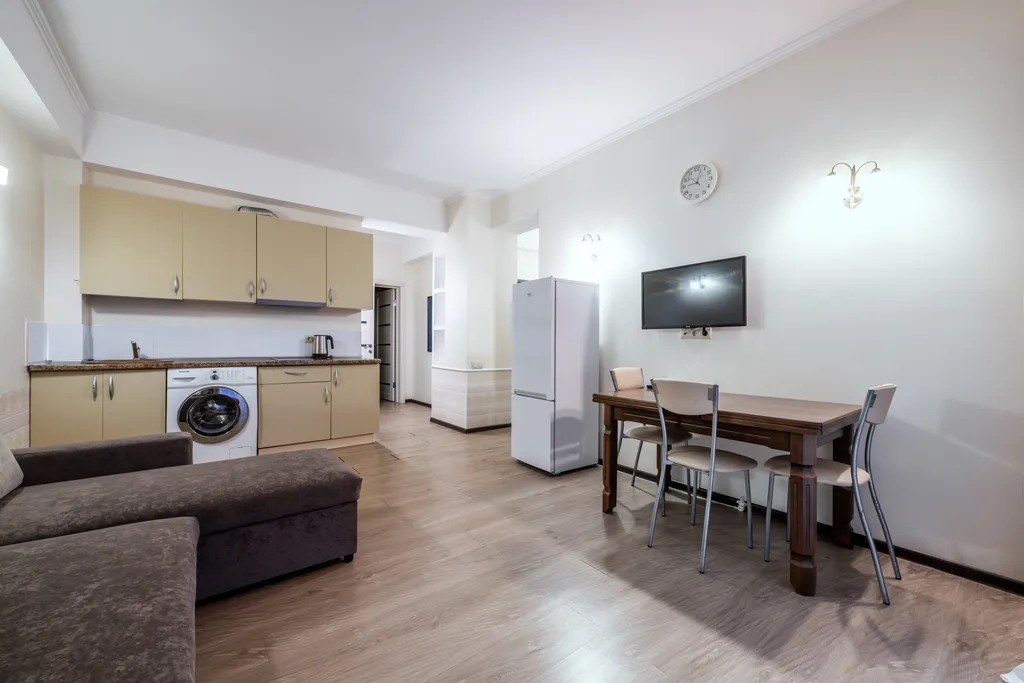 Классические апартаменты с двумя спальнями и ванной, 1 этаж