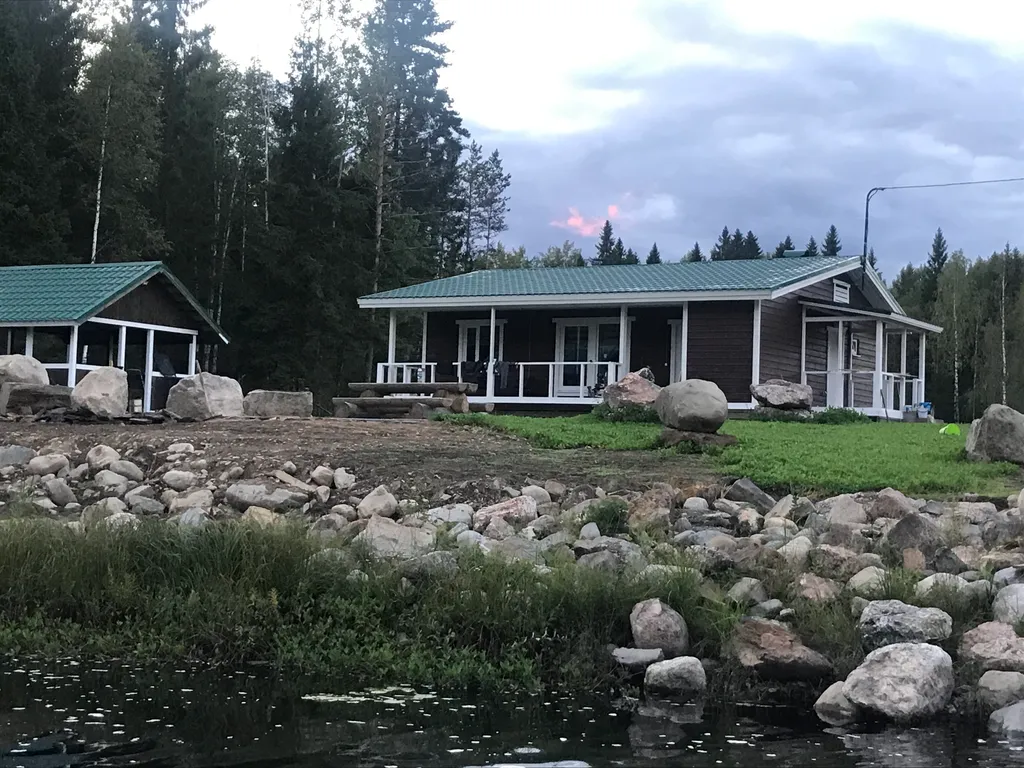 Дом у реки с сауной