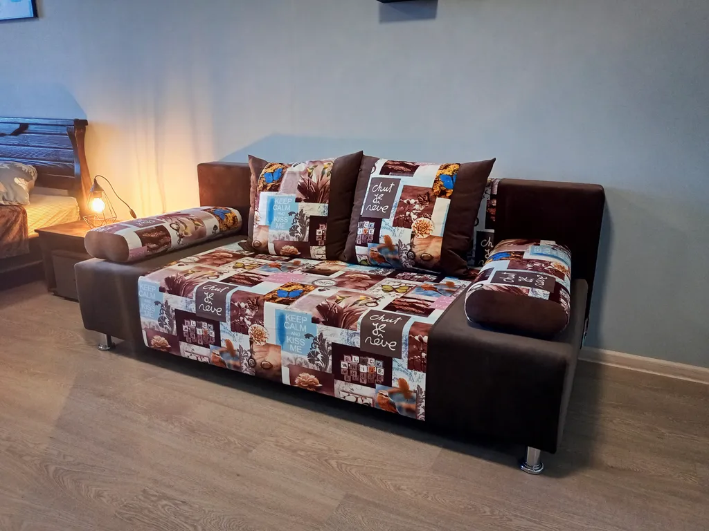 Квартира Уютная квартира-студия с диванчиком у жд вокзала и ТЦ Вавилон — Тверь