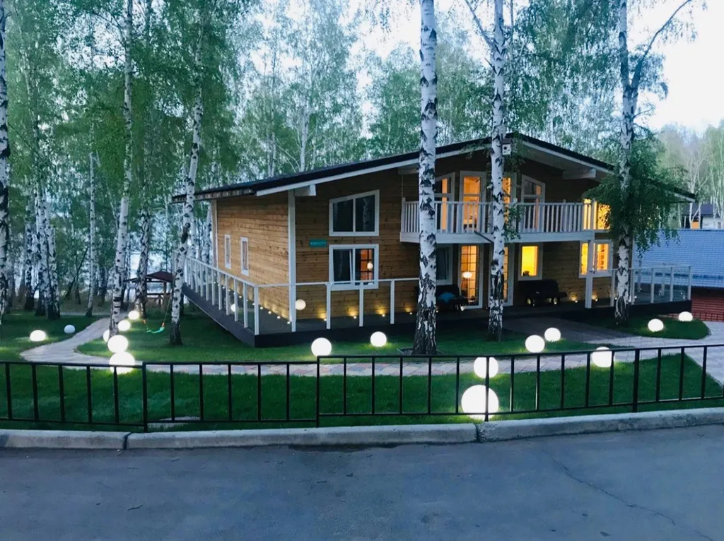 Вилла на берегу Ангары