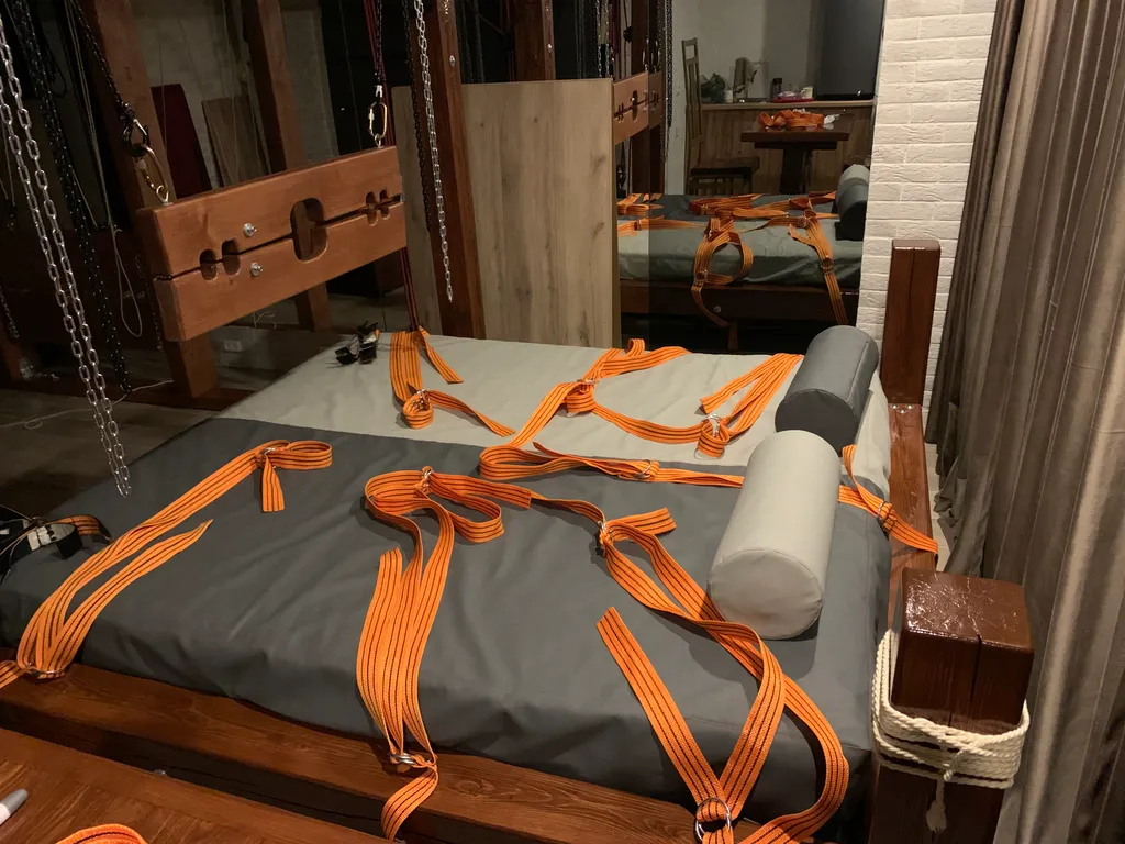 Игровая студия для взрослых)