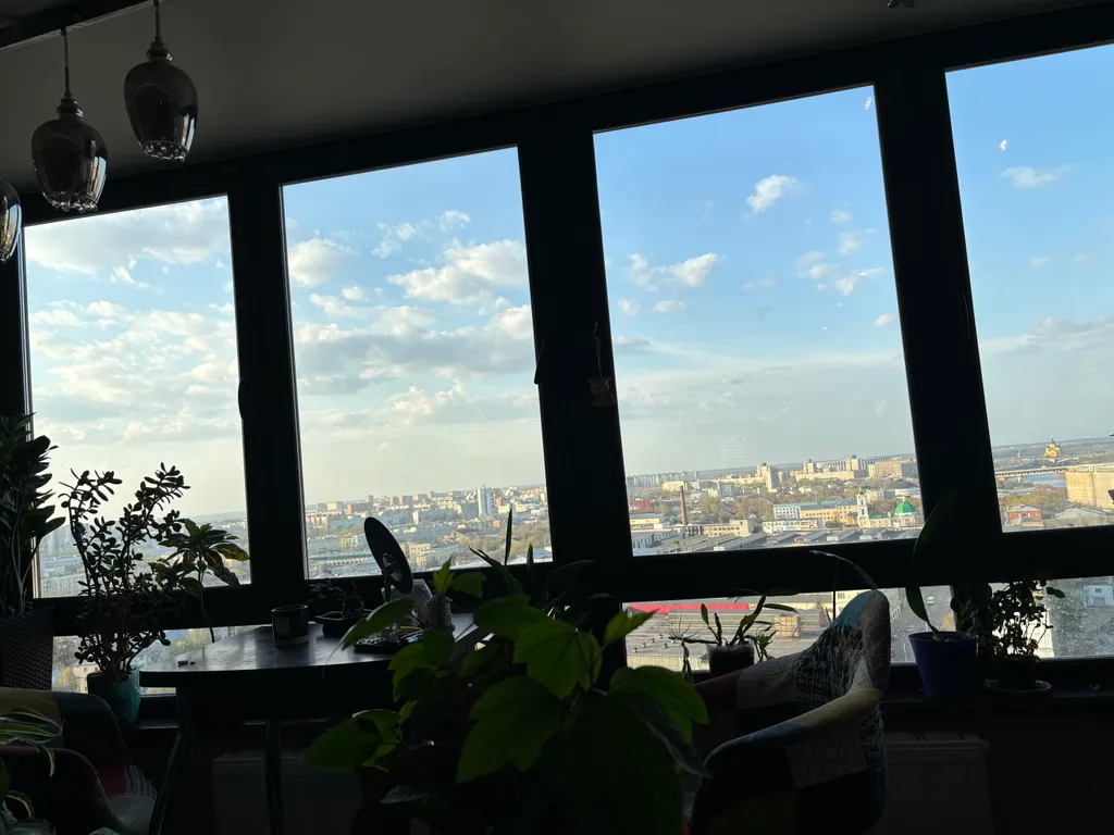 Квартира с видом на ярмарку и собор