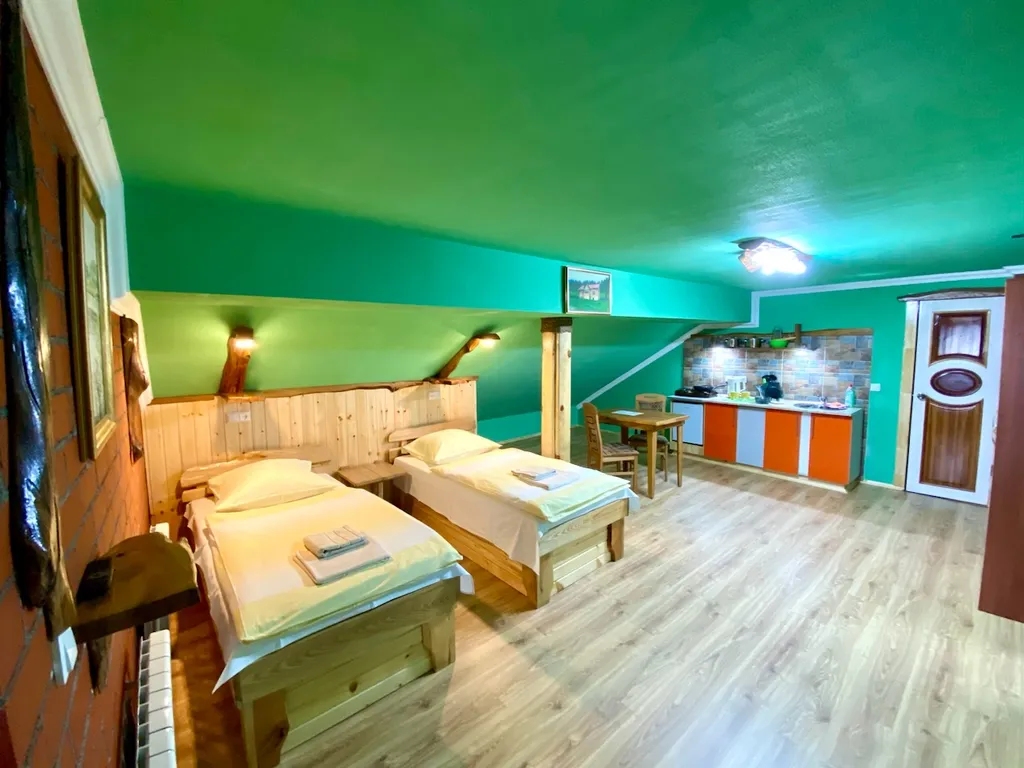 Апартаменты студио с отдельным входом для 2 гостей на озере Дривяты