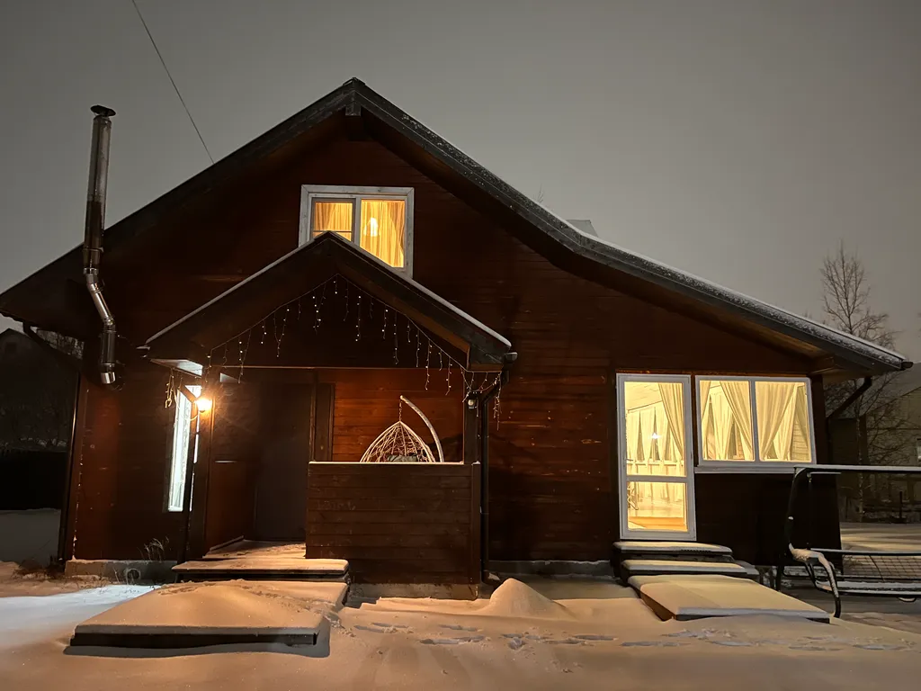 Уютный коттедж с камином, сауной и закрытой частной территорией