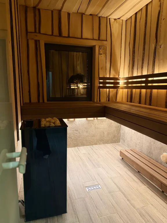 Гостевой дом с баней и чаном в лесу