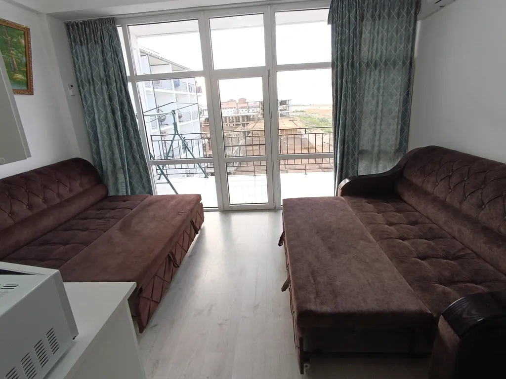 1-комнатная квартира студии с видом на море