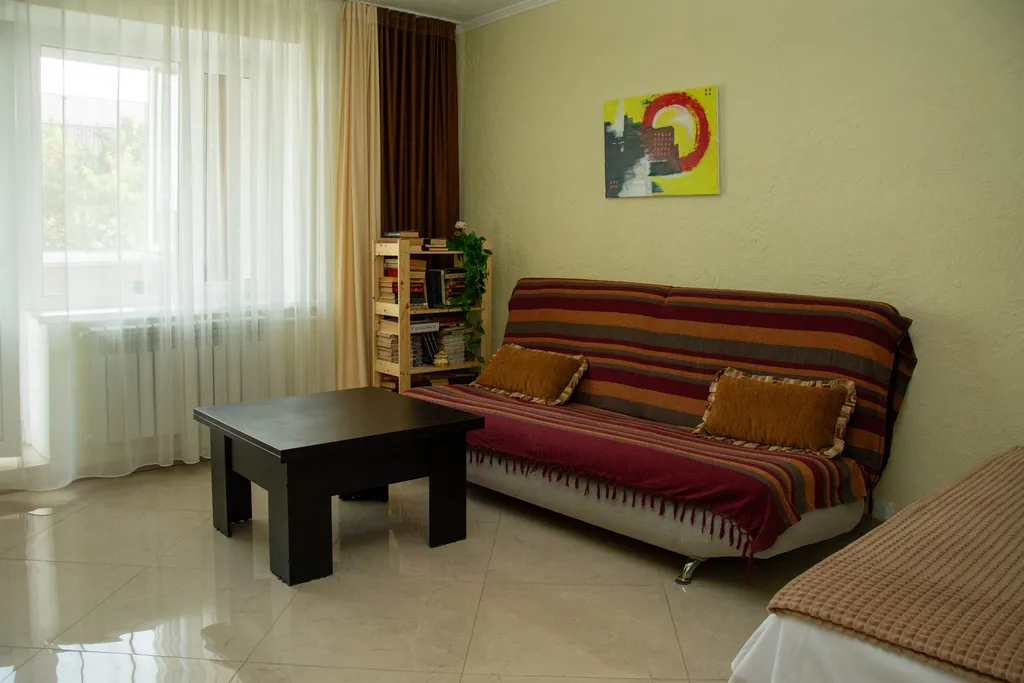 В ГостиБрянск уютная квартира в сердце Брянска рядом с Автовокзалом