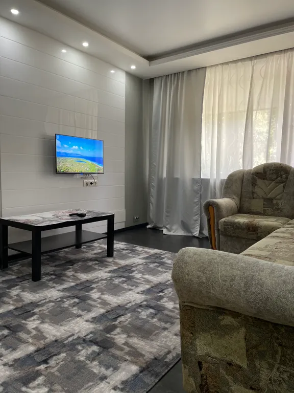 Светлая и уютная квартира — аренда посуточно в Армавир