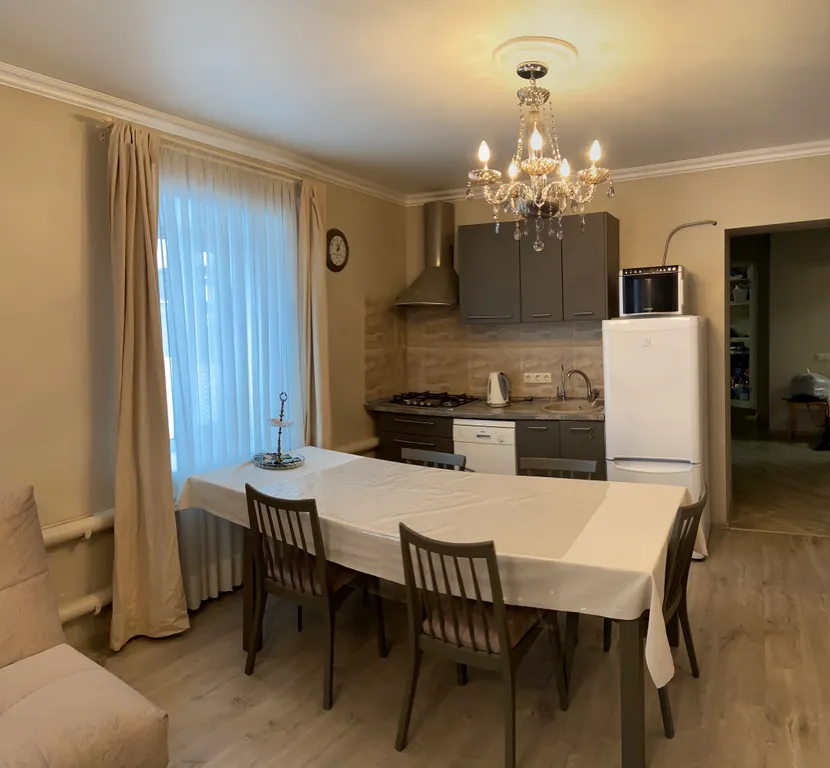 Частный Дом целиком со всеми удобствами в центре