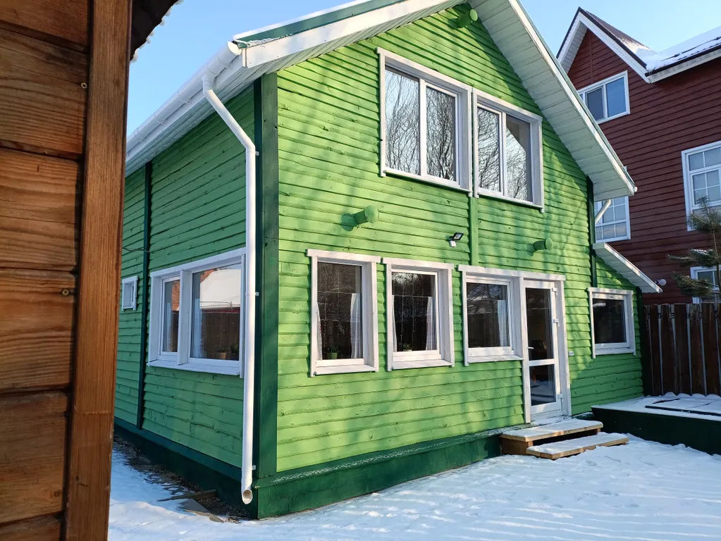 Медовый дом с баней и теплой купелью