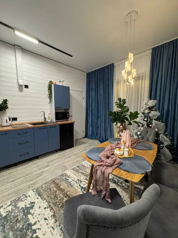 Зеркальный домик 1