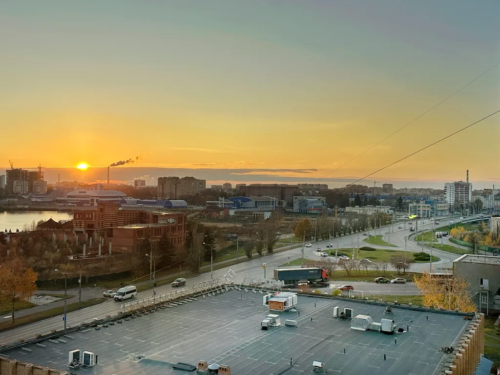 Двухкомнатная квартира с видом на реку на набережной