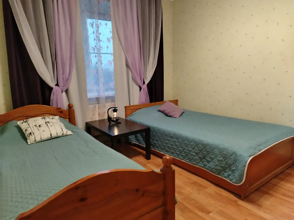 Огромная трёхкомнатная квартира в центре