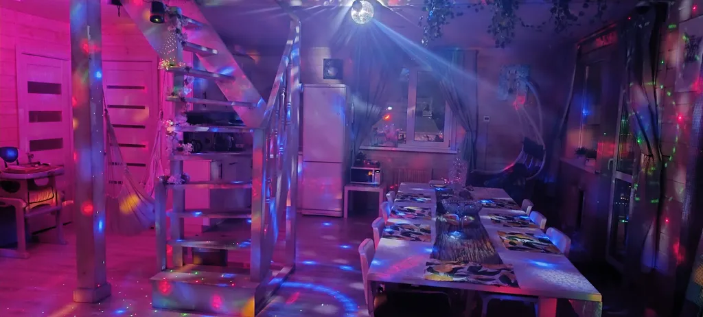 Коттедж Коттедж Веселый апельсин — Ексолово