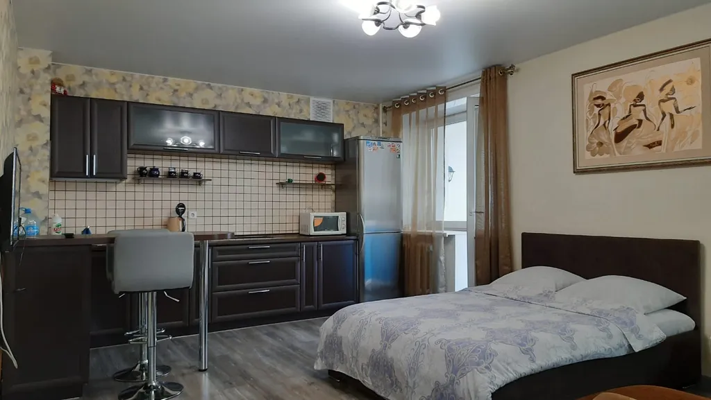 Квартира-студия рядом с Ледовой ареной на Пугачева